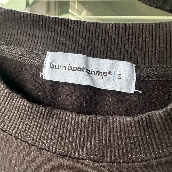 Burn Bootcamp Crewneck Sweatshirt with Pockets - Picture 4 of 7